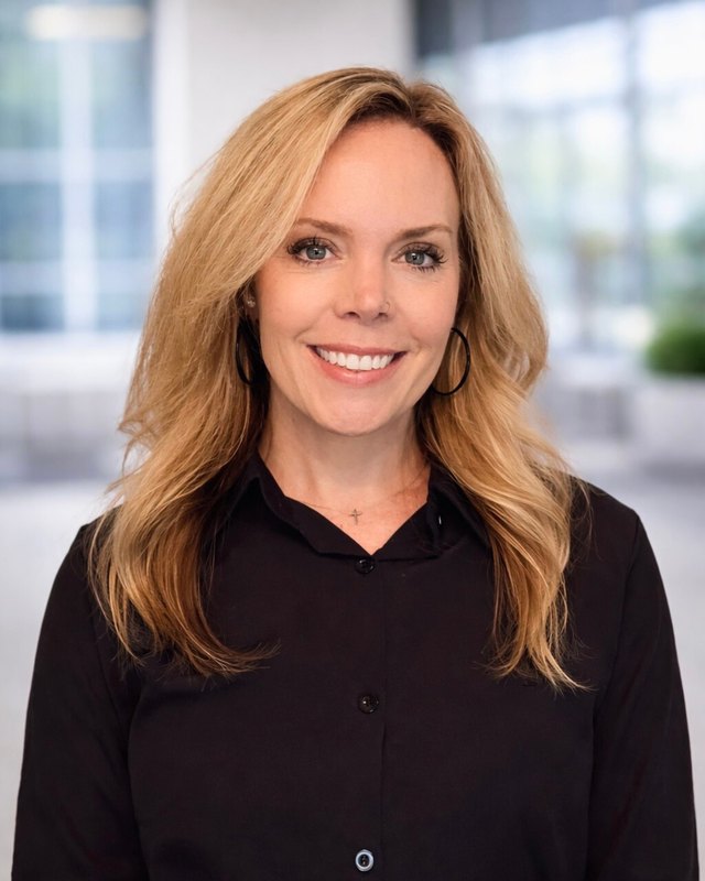 Portrait of Dr. Jen Walczak